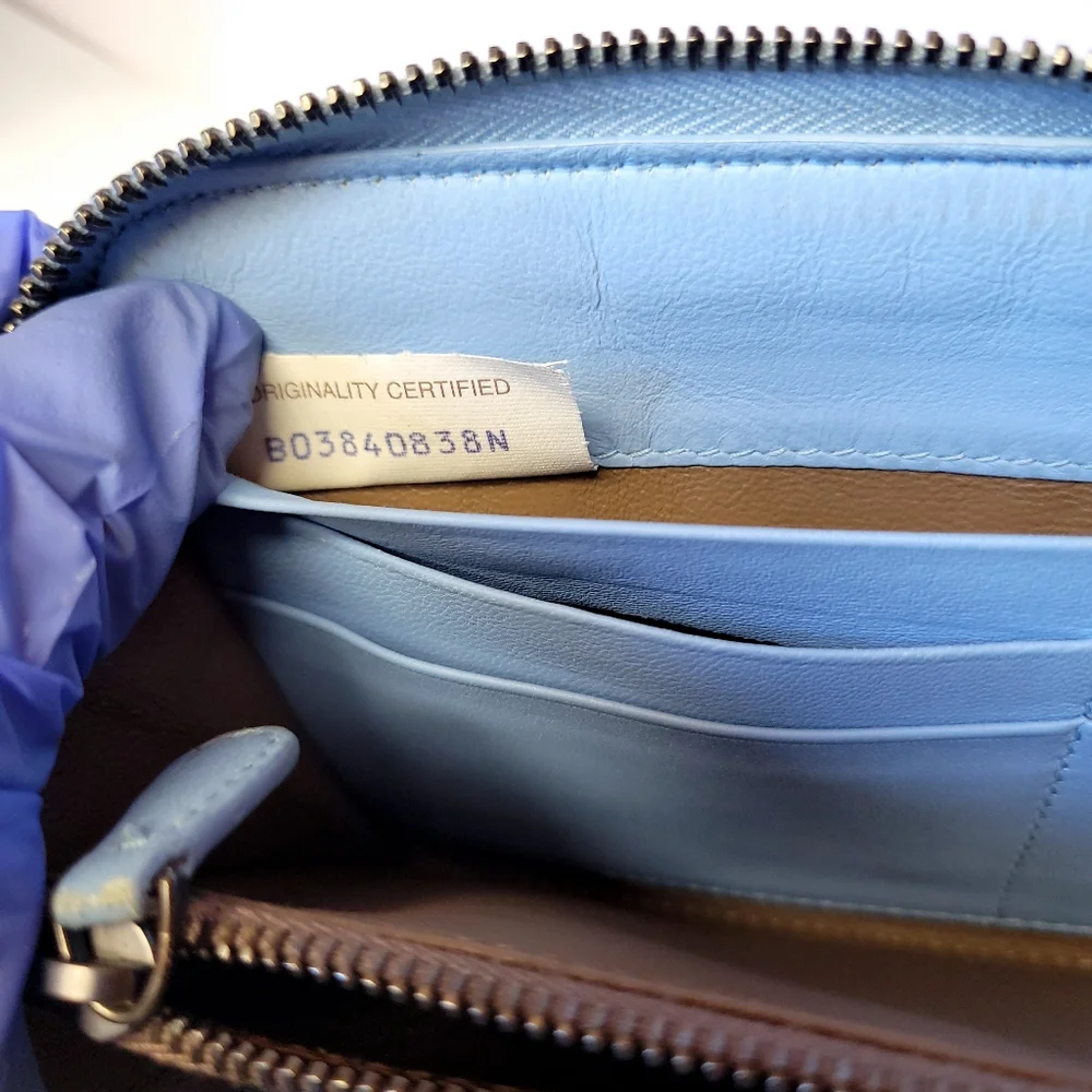 Bottega Veneta Intrecciato Blue Round Zipper Long Wallet - Picture 9 of 10